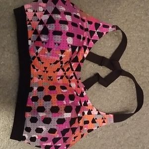 NWT VS Lightweight Sportsbra Size 34D